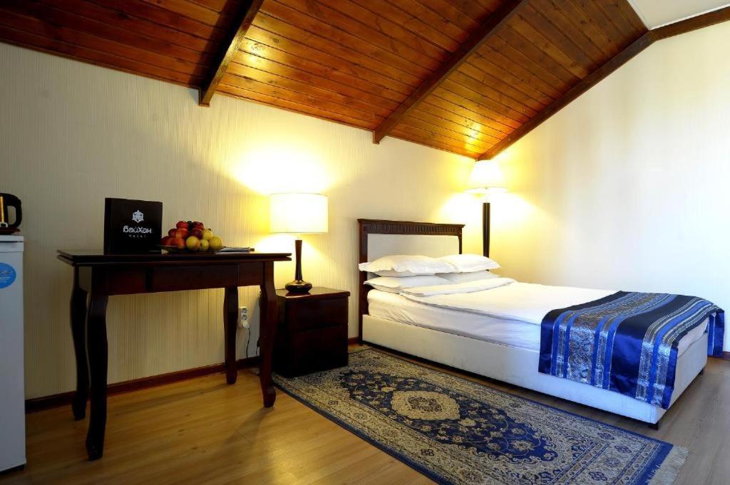 Tian-Shan Hotel Bisjkek Eksteriør bilde