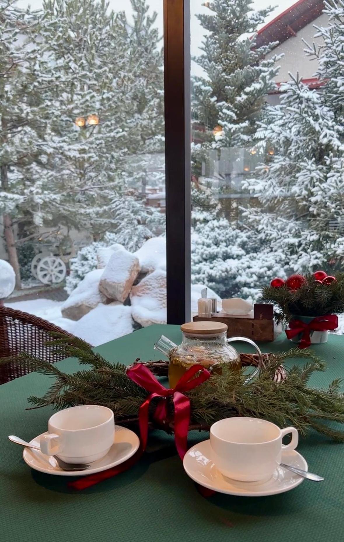 Tian-Shan Hotel Bisjkek Eksteriør bilde