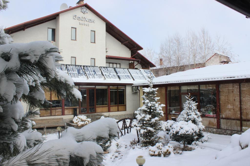 Tian-Shan Hotel Bisjkek Eksteriør bilde
